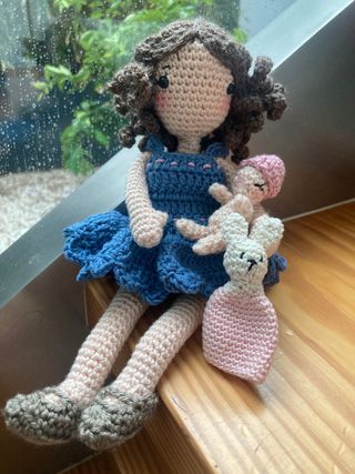 Muñeca de crochet parto +accesorios personalizable