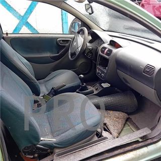 RETROVISOR IZDO. Opel Corsa C (2000->) 1.7 Comfort [1,7 Ltr. - 48 kW 16V DI CAT (Y 17 DTL / LK8)]