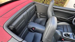 Porsche 992 911 CABRIO 22’ PORSCHE APROVEDD