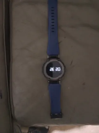 Reloj Inteligente Azul y Plateado