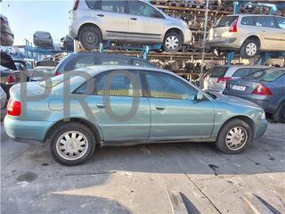 FARO DEL. IZDO. Audi A4 Berlina (B5)(1994->) 1.8 T [1,8 Ltr. - 110 kW 20V Turbo]