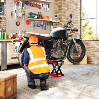 Caballetto Alzamoto, Elevador para Moto in Acciaio Rosso e Nero, Pieghevole e Antiscivolo 41.5 X 23.5 X 10-37Cm