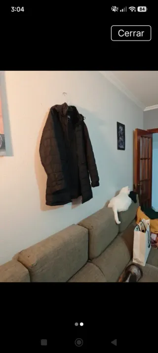 Chaqueta negra acolchada mujer