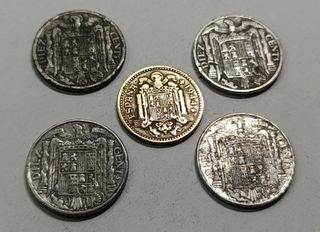 Lote 5 monedas: 1 Pta. y 10 Céntimos Franco