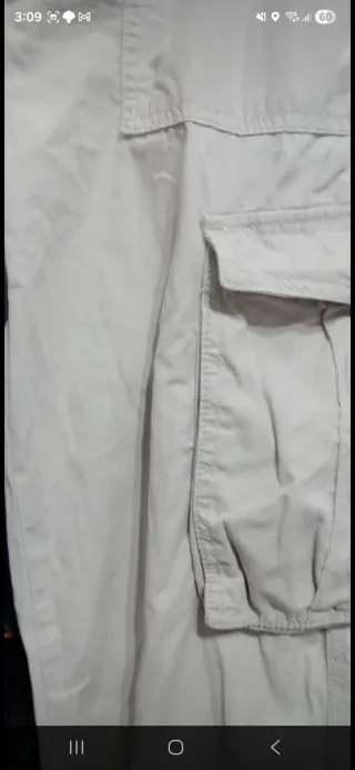 Pantalón cargo Bershka beige talla M