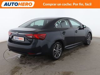 Toyota Avensis 2.0 Advance