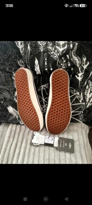 Tenis Vans Old Skool Negro y Blanco