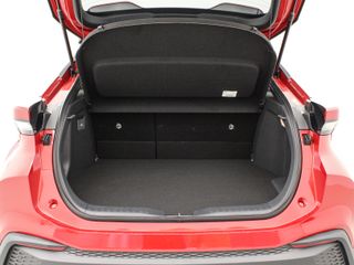 TOYOTA C-HR PLUG-IN HYBRID 220