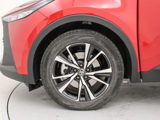 TOYOTA C-HR PLUG-IN HYBRID 220