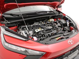 TOYOTA C-HR PLUG-IN HYBRID 220