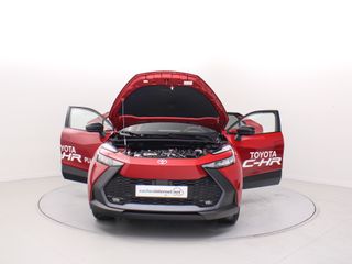 TOYOTA C-HR PLUG-IN HYBRID 220