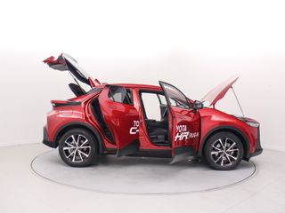 TOYOTA C-HR PLUG-IN HYBRID 220