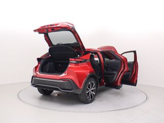 TOYOTA C-HR PLUG-IN HYBRID 220