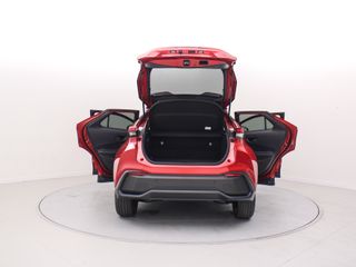 TOYOTA C-HR PLUG-IN HYBRID 220