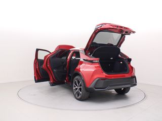 TOYOTA C-HR PLUG-IN HYBRID 220