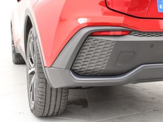 TOYOTA C-HR PLUG-IN HYBRID 220