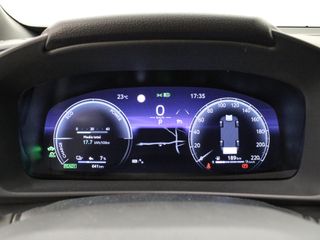 TOYOTA C-HR PLUG-IN HYBRID 220