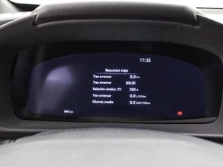 TOYOTA C-HR PLUG-IN HYBRID 220