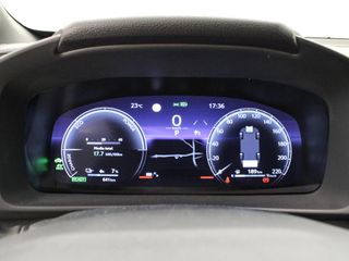 TOYOTA C-HR PLUG-IN HYBRID 220