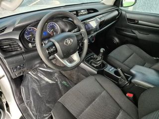 TOYOTA HILUX HILUX 4WD GX 150 CV PICK-UP DOBLE CABINA CABRESTAN