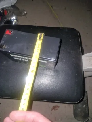 Batería LiFePO4 12V 12Ah DAWEIKALA