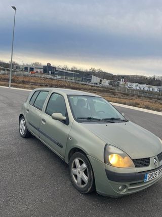 Renault Clio 2001