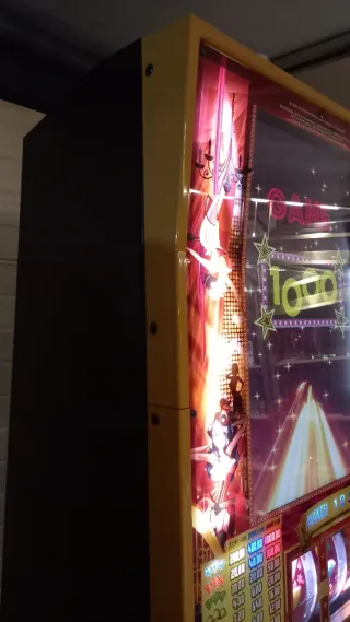 Tragaperras Burlesque salón 1000