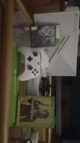 Xbox One S 500GB + Juegos
