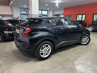 Toyota C-HR 1.8 125H Active