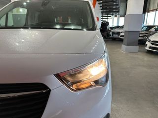 Opel Combo 1.5TD 100CV BUSINESS EDITION PLUS