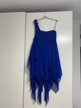 Vestido fiesta azul asimétrico