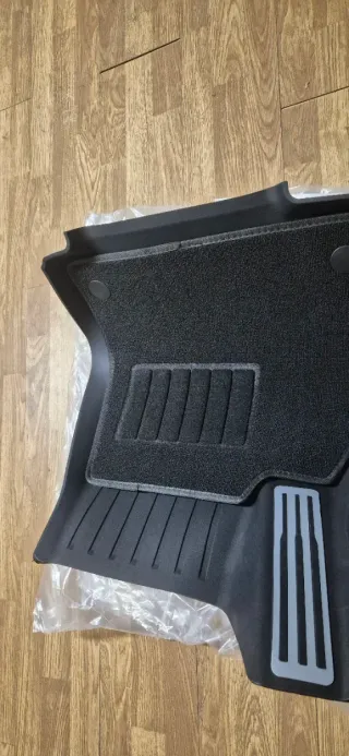 Tappetini Tesla Model Y Juniper 25-26 nuovi