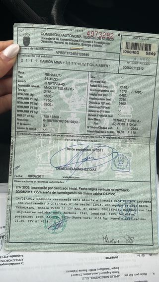 Nissan NT400 Cabstar 2011