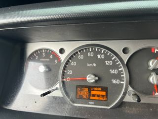 Nissan NT400 Cabstar 2011