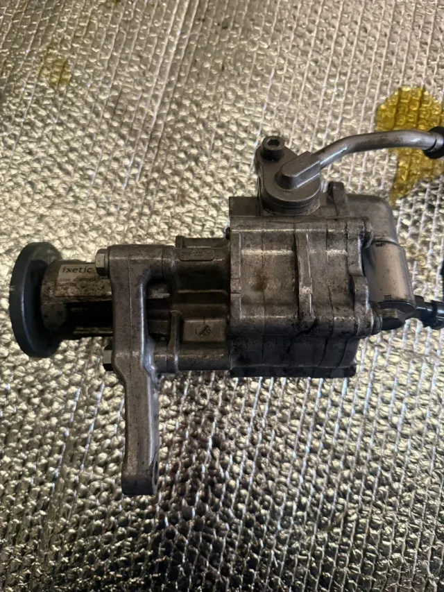 Bomba de dirección asistida bmw f10 f11