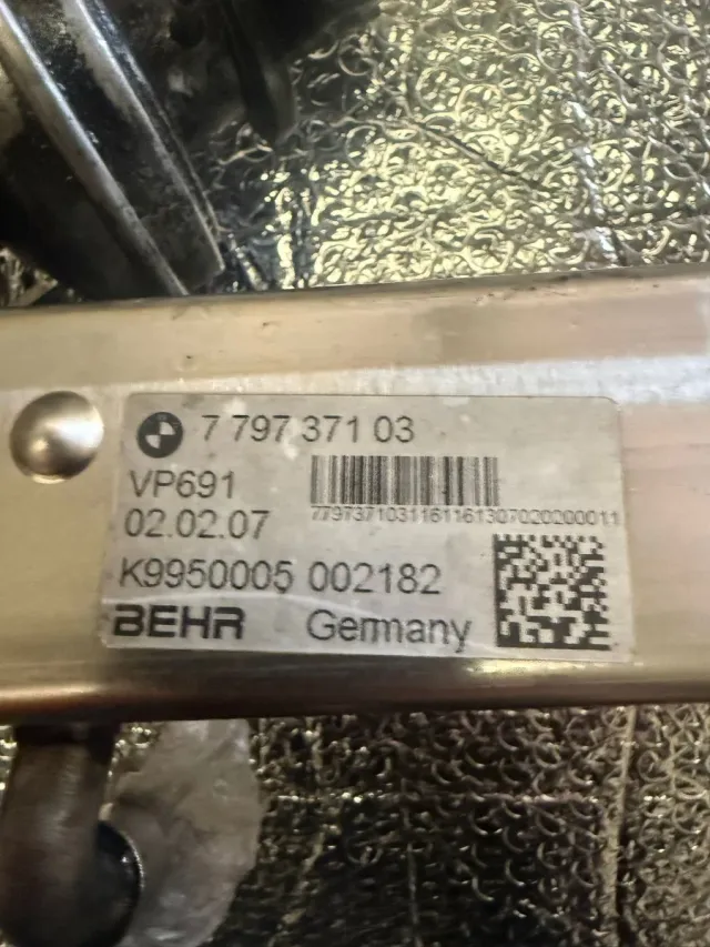 Válvula EGR BEHR 7 797 371 03 bmw n47d20c