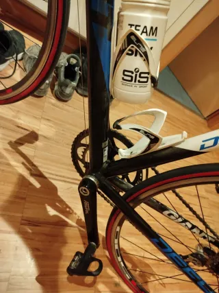 Bicicleta de carretera Giant Defy