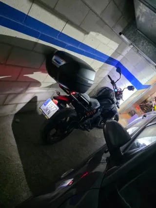 Kawasaki ER-6n Naked Negra y Blanca 15 600 km 2015