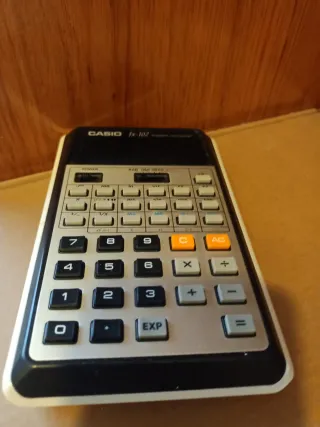 Calculadora Científica Casio fx-102