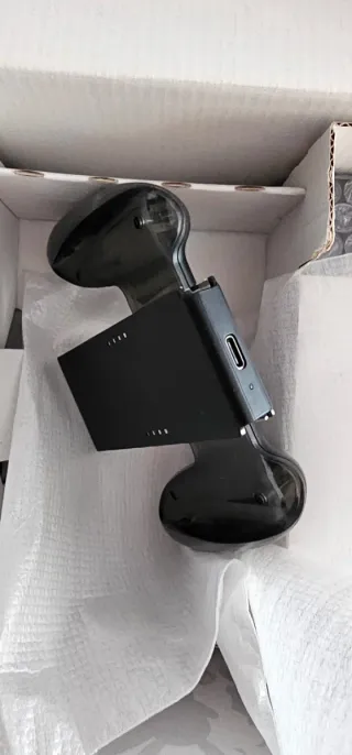 Nintendo Switch V2 edizione Pokémon Eevee.