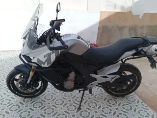 CFMOTO 650MT