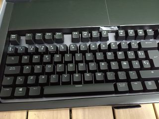 Asus Tuf Gaming K7 Teclado Mecánico Óptico Linear Gaming Retroiluminado