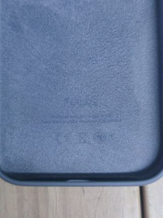 Funda de silicona con MagSafe para el iPhone 16 Pro - Gris piedra