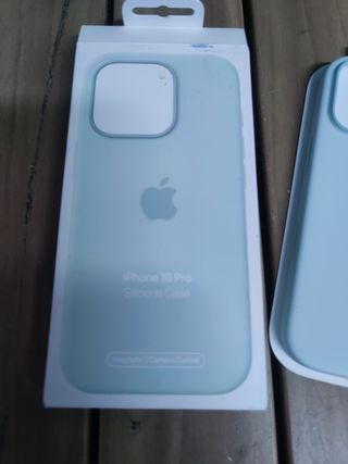 Funda de silicona con MagSafe para el iPhone 16 Pro - Aguamarina