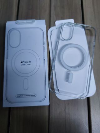 Funda transparente con MagSafe para el iPhone 16