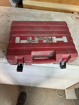 Caja para taladro Hilti