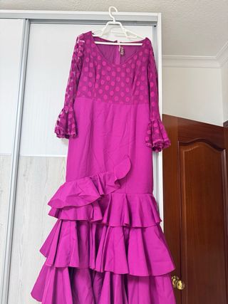 Traje de flamenca con flores