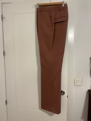 Pantalón recto tiro alto rosa