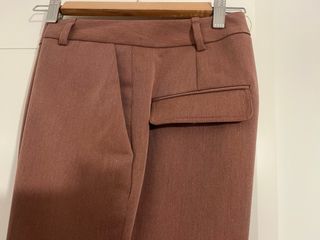 Pantalón recto tiro alto rosa