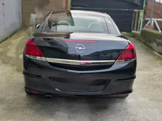 Opel Astra 2007